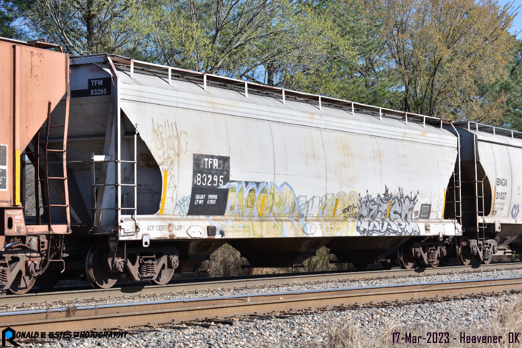 PRN2023030204_400 Kansas City Southern KCS – Grupo Transportación Ferroviaria Mexicana TFM 83295 Hopper Car 59’ 0” LO C113 4 Bay Covered Cylindrical 4650cf